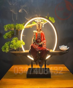 Thác Trầm Hương Đại Thế Chí Bồ Tát Có Vòng Tròn Led Kèm Đế Gỗ